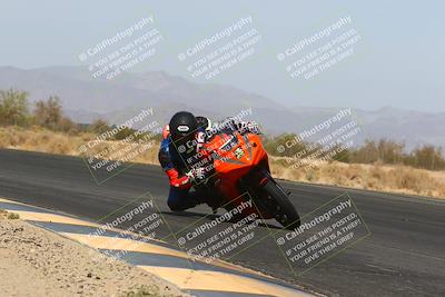 media/Apr-10-2022-SoCal Trackdays (Sun) [[f104b12566]]/Turn 7 Inside (1025am)/